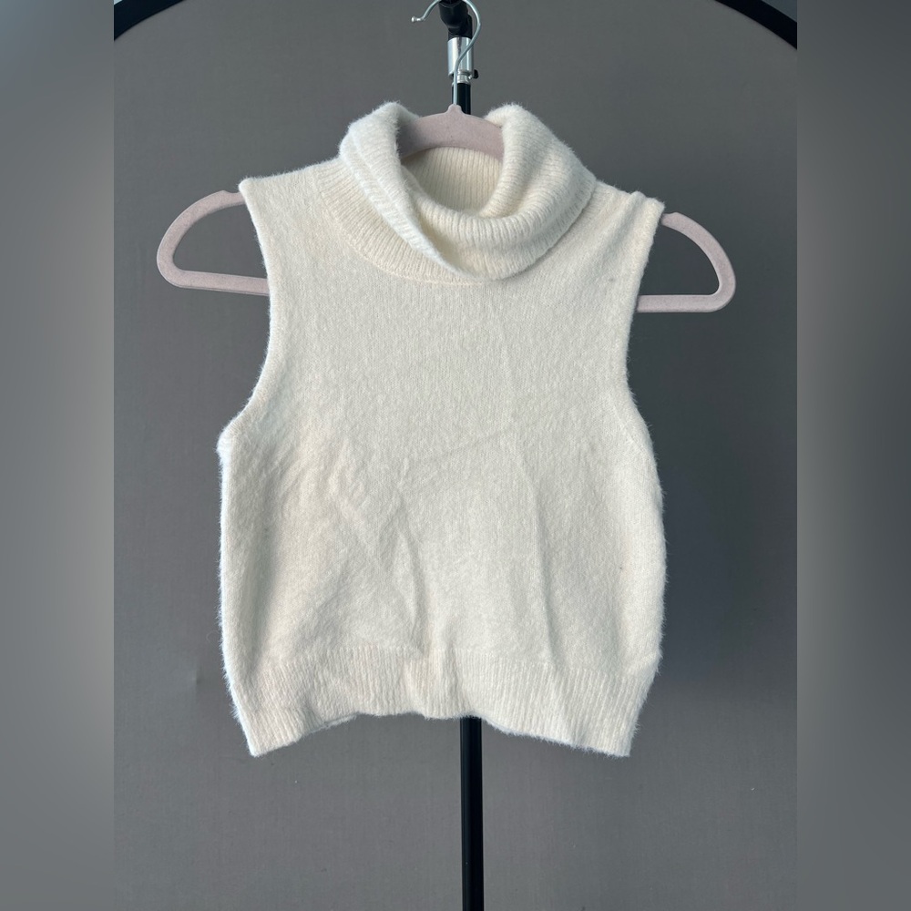 Jessica Simpson Cream Cowl Turtleneck Sweater Vest